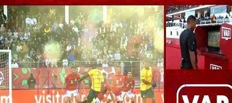 10人埃及成功复仇！19年首胜南非，萨拉赫连场破门，连刷4纪录