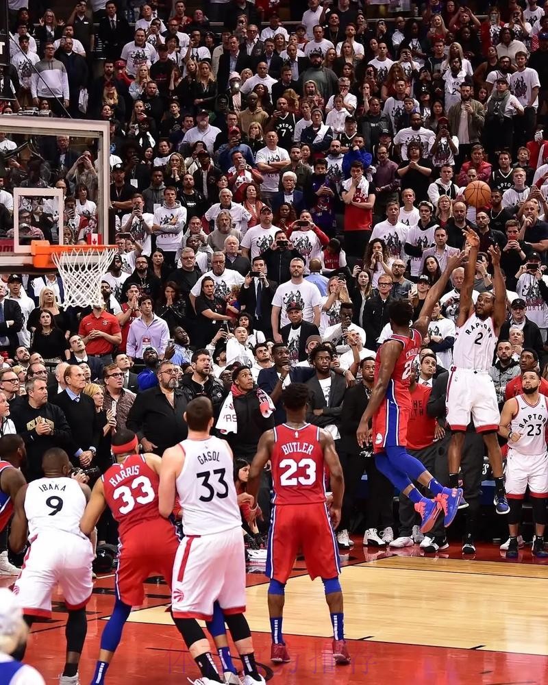 切特：感谢小个阵容中上场的队友，去和七尺长人卡位抢篮板